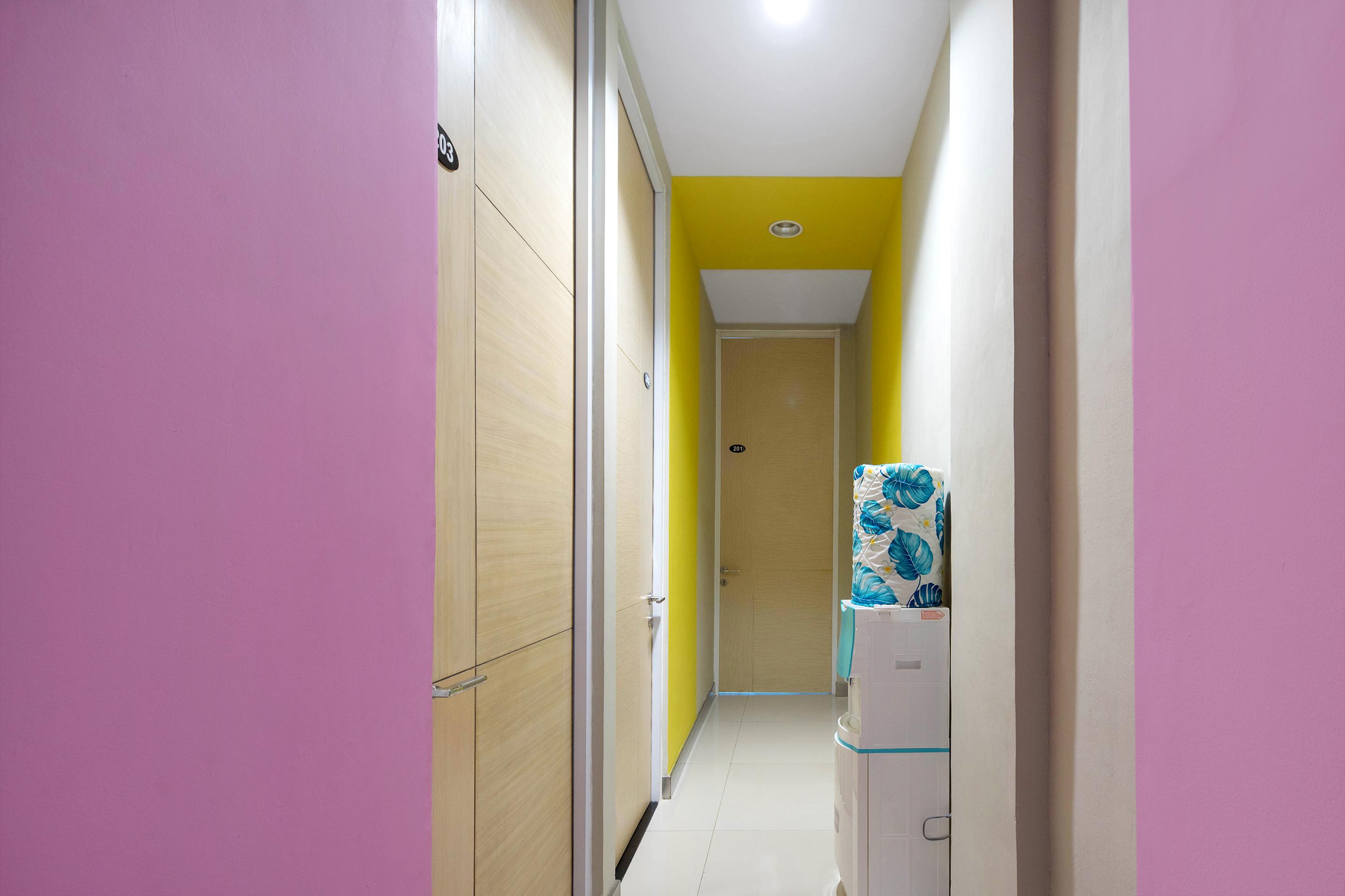Super Oyo Capital O 1121 Orienchi 2 Hotel Jakarta Kültér fotó