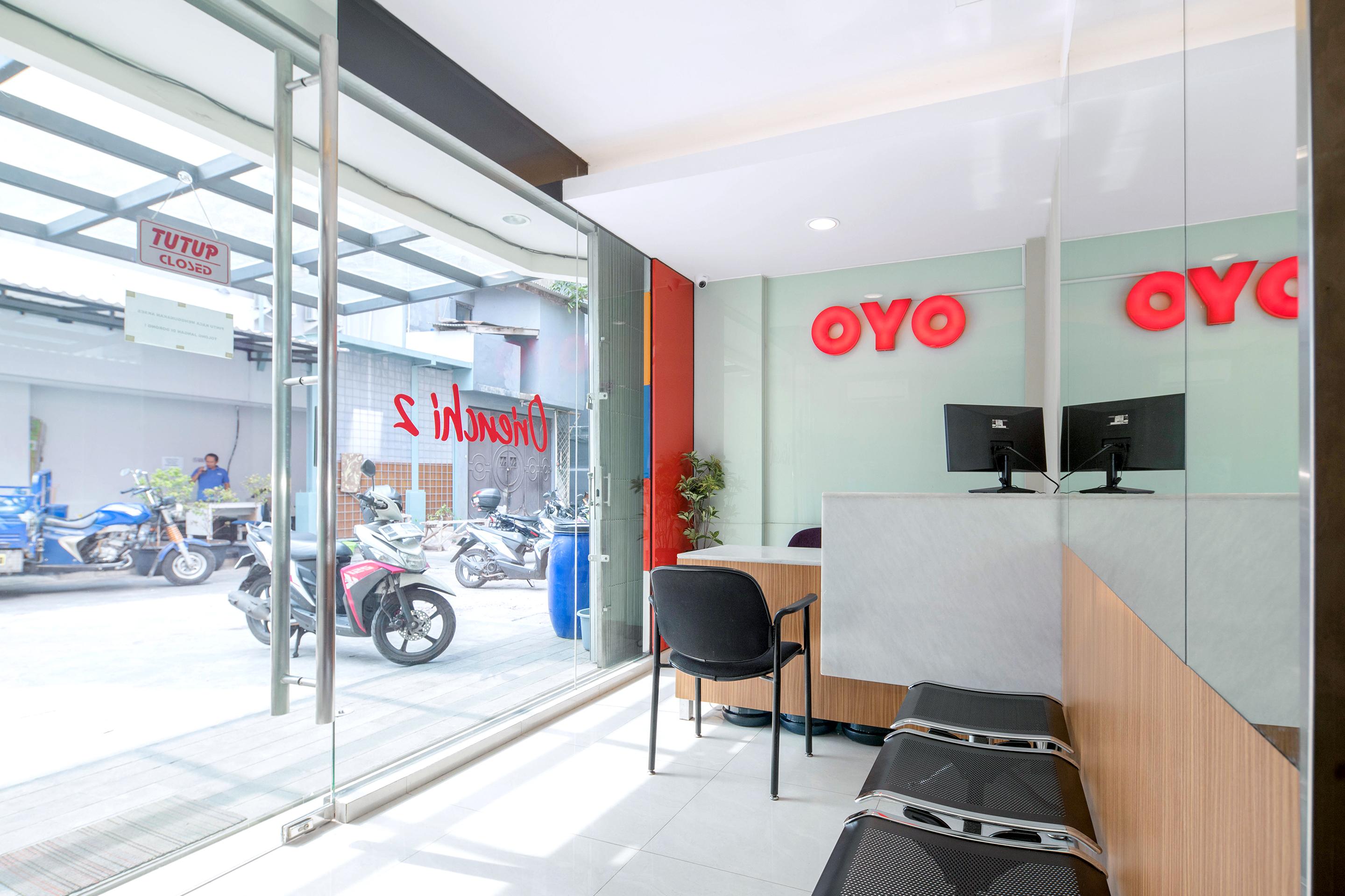 Super Oyo Capital O 1121 Orienchi 2 Hotel Jakarta Kültér fotó
